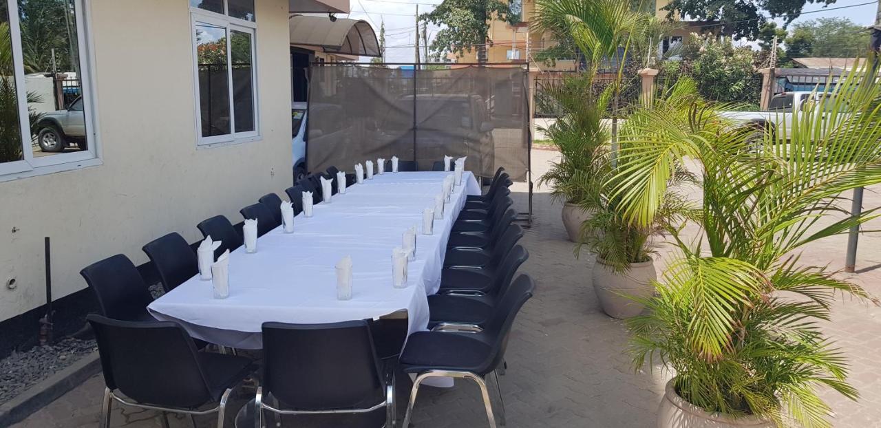 Shamool Hotel Dar es Salaam Zewnętrze zdjęcie